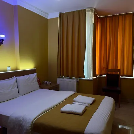 Hostal Esen Life *